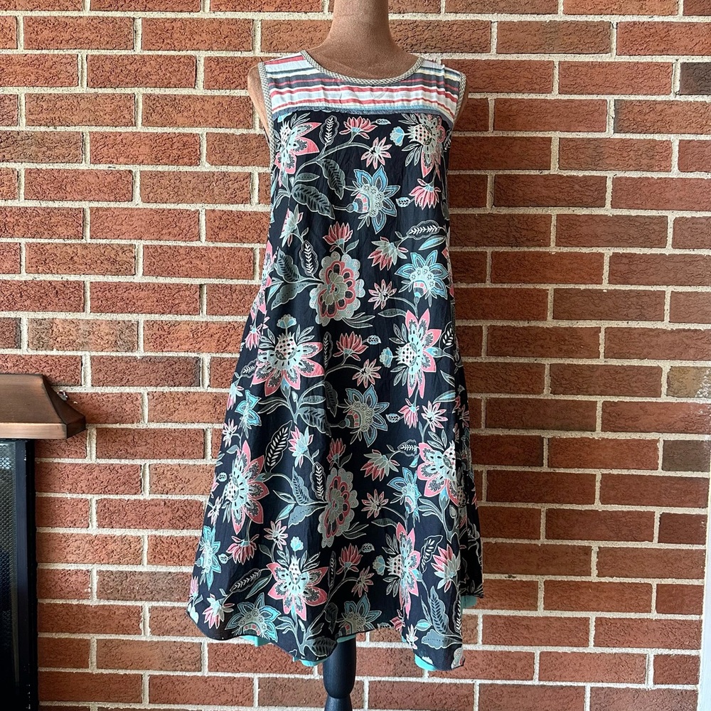 neesh by D.A.R. Sleeveless Floral Striped Knee Length Dress, Round Neck, XS
